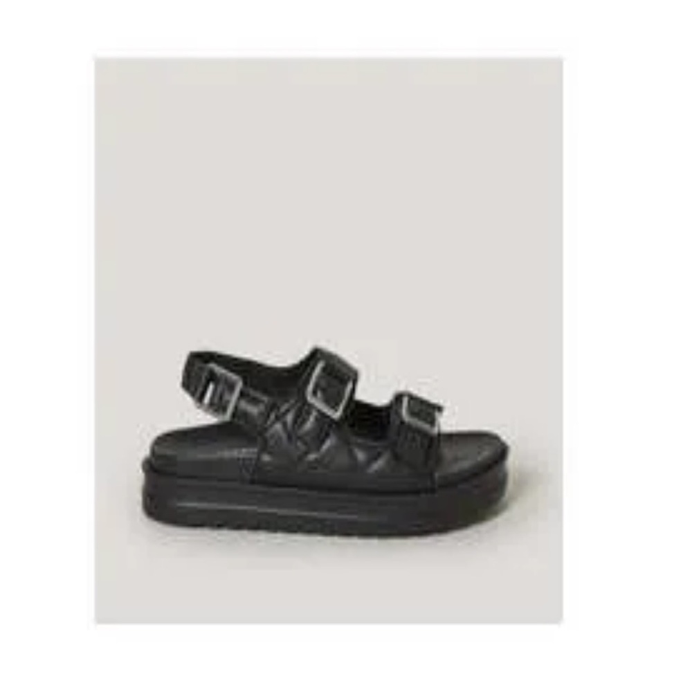Joe Fresh Black Quilted Double Buckle Slingback Platform Sandals Size 7